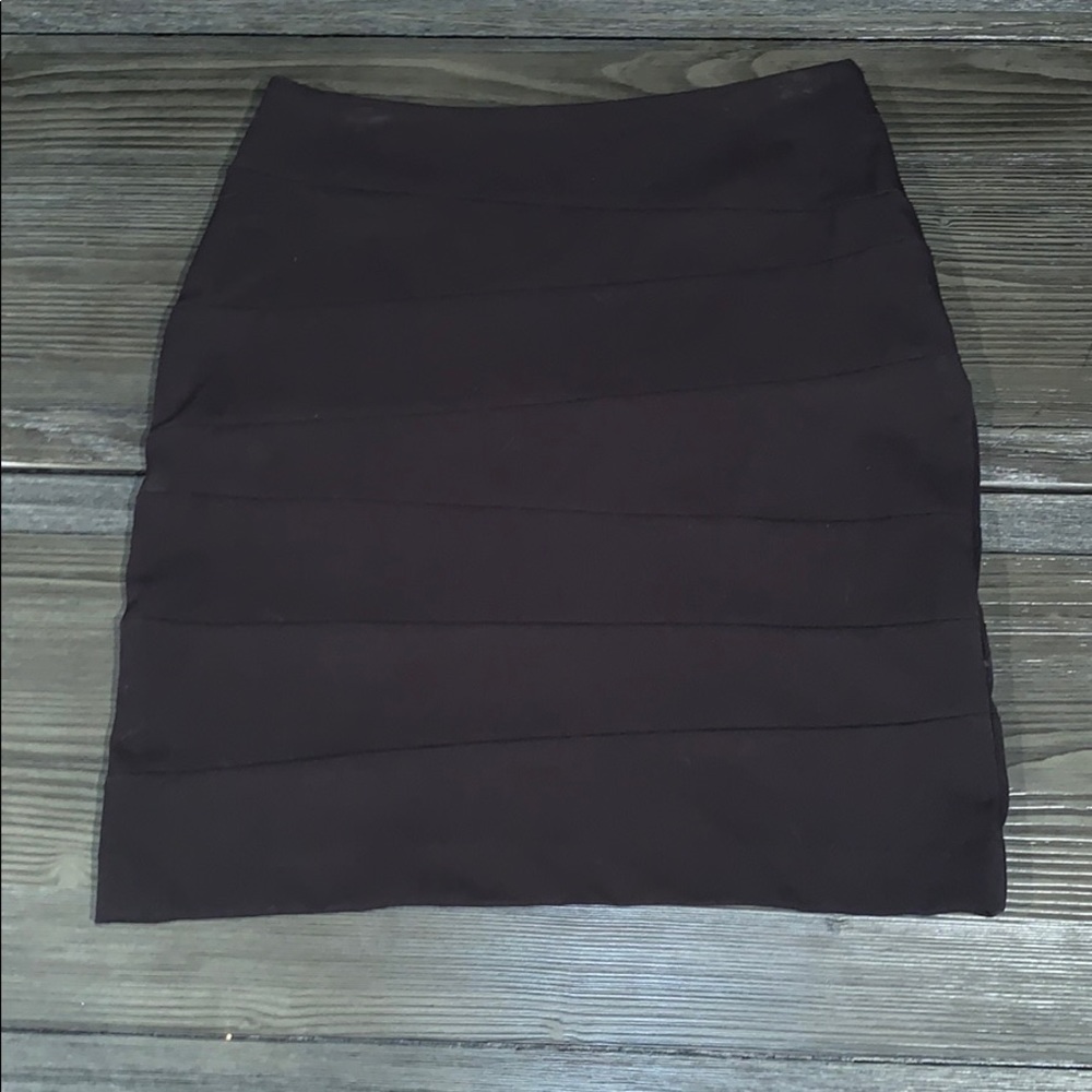 Centre ville Paris WOMANS black skirt SZ.8